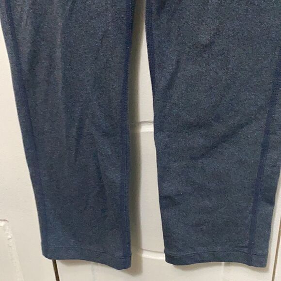 Lou & Grey Capri Leggings Gray size XS - Picture 3 of 8